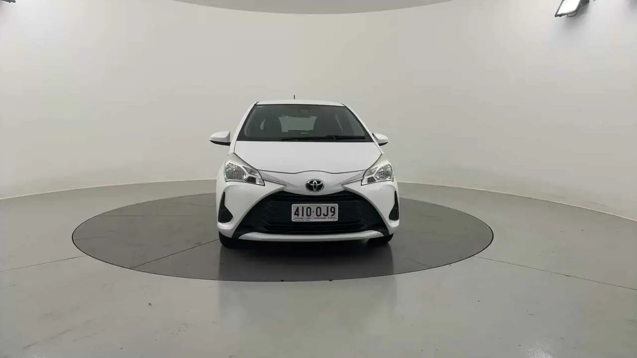 2018 Toyota Yaris Gallery Image 8