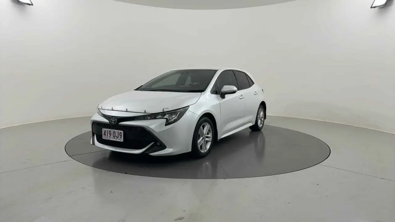 2021 Toyota Corolla Gallery Image 1