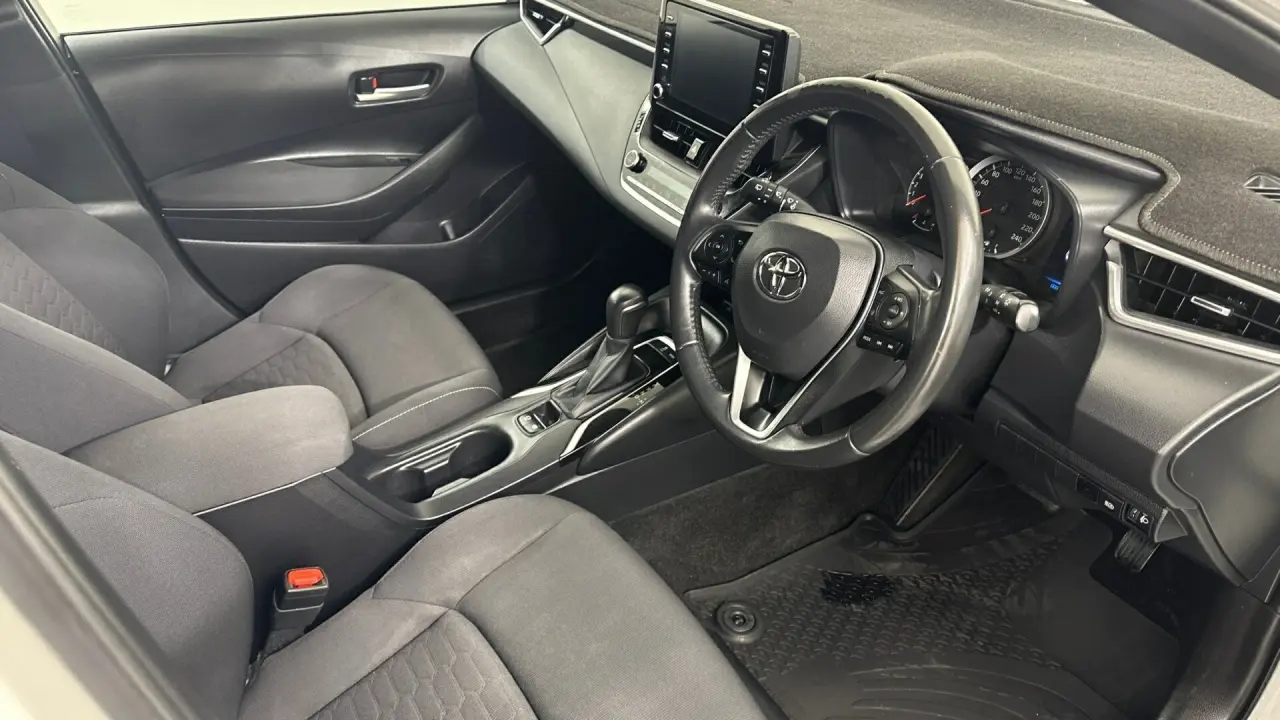 2021 Toyota Corolla Gallery Image 11