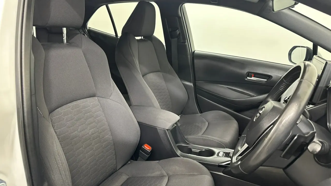 2021 Toyota Corolla Gallery Image 16