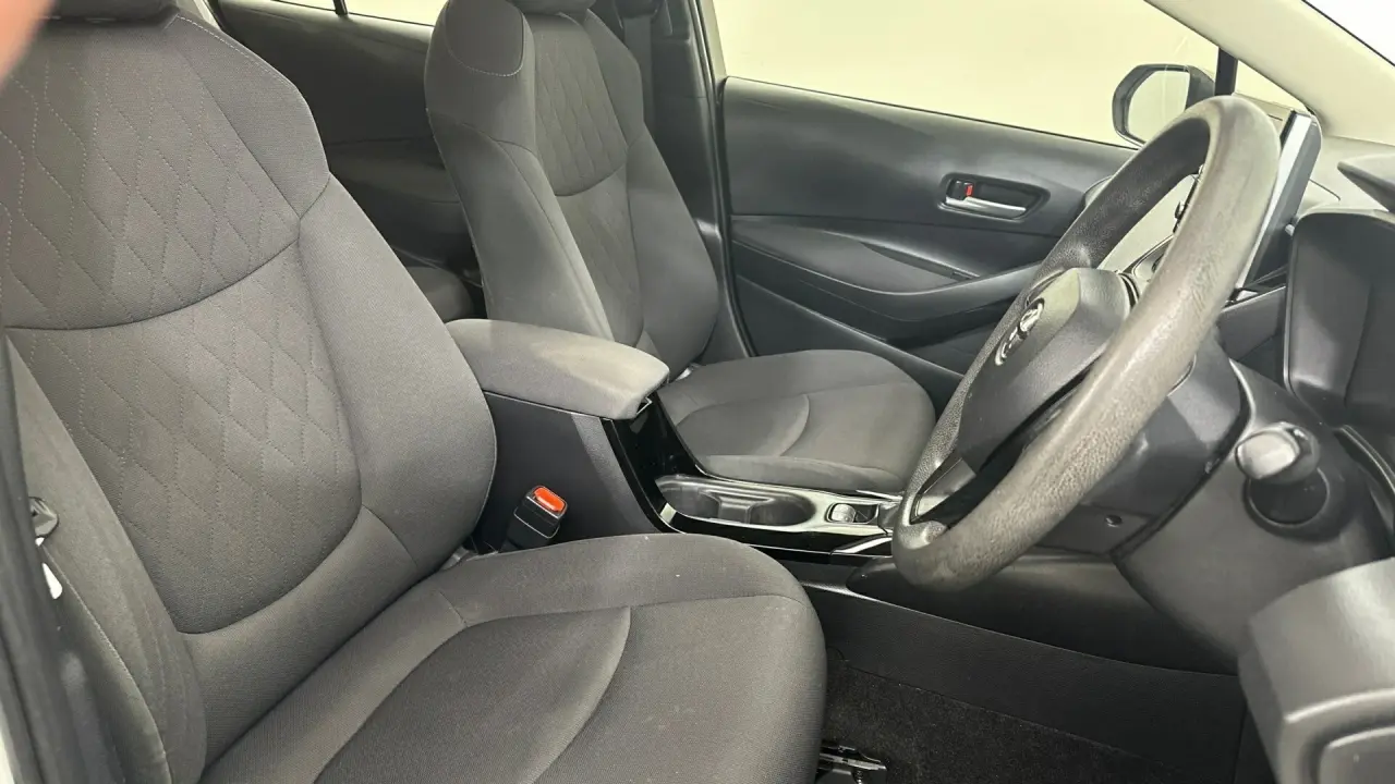 2019 Toyota Corolla Gallery Image 16