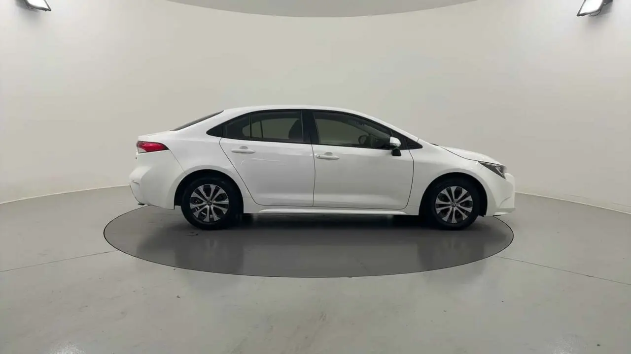 2019 Toyota Corolla Gallery Image 6