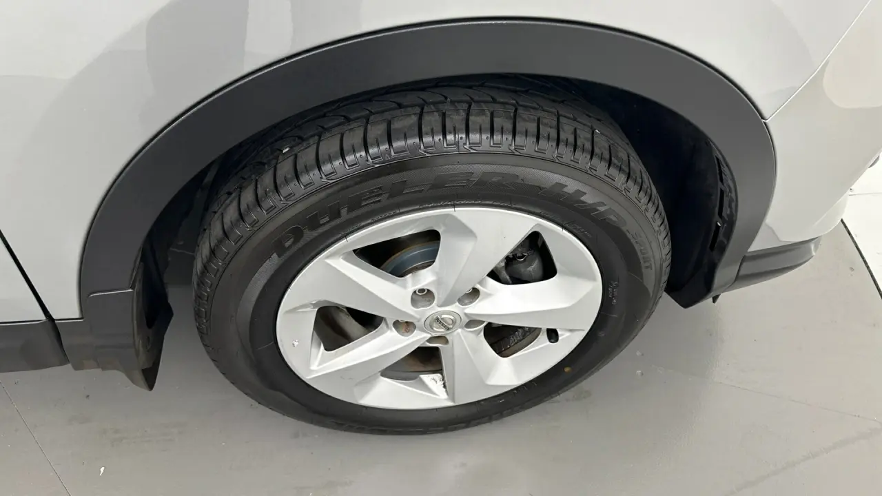 2020 Nissan Qashqai Gallery Image 19