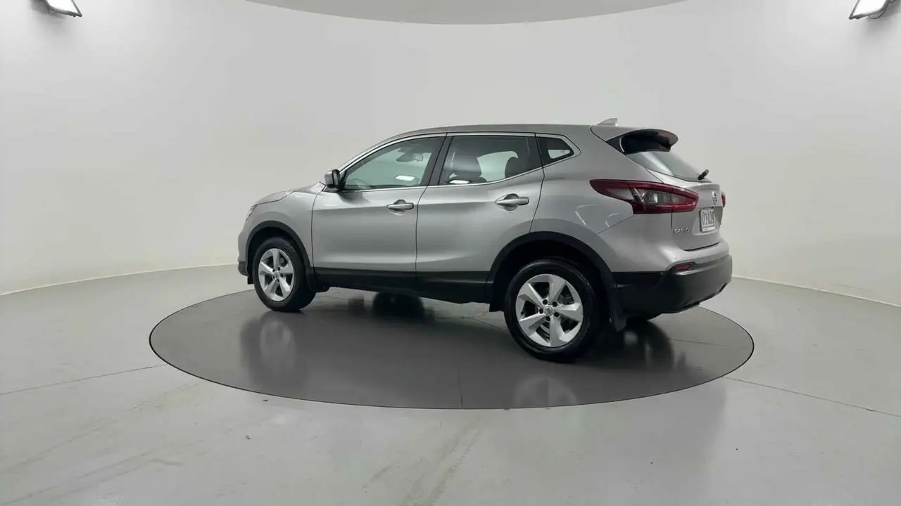 2020 Nissan Qashqai Gallery Image 3