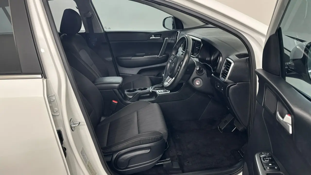 2021 Kia Sportage Gallery Image 15