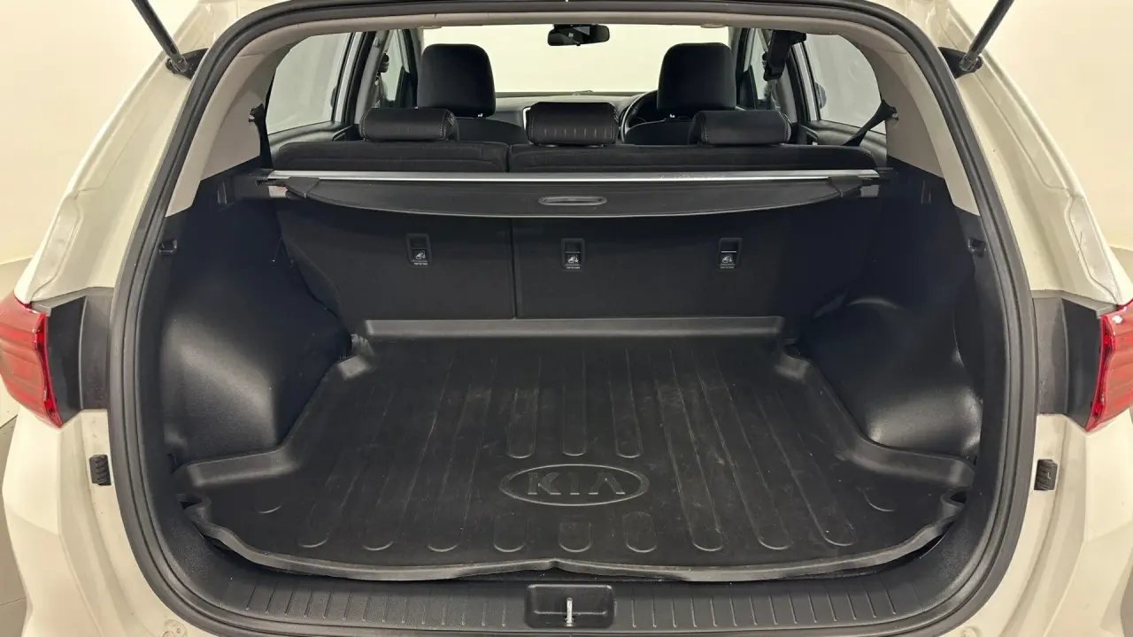 2021 Kia Sportage Gallery Image 18