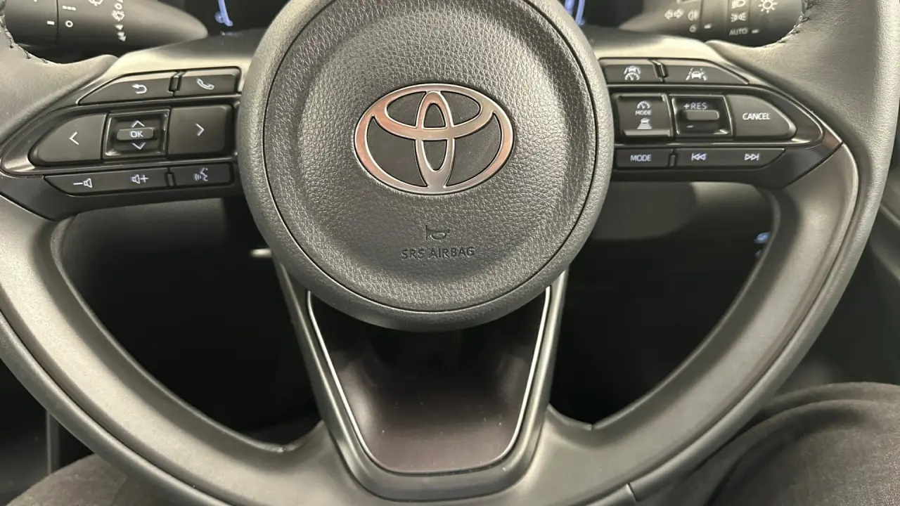 2024 Toyota Yaris Cross Gallery Image 10
