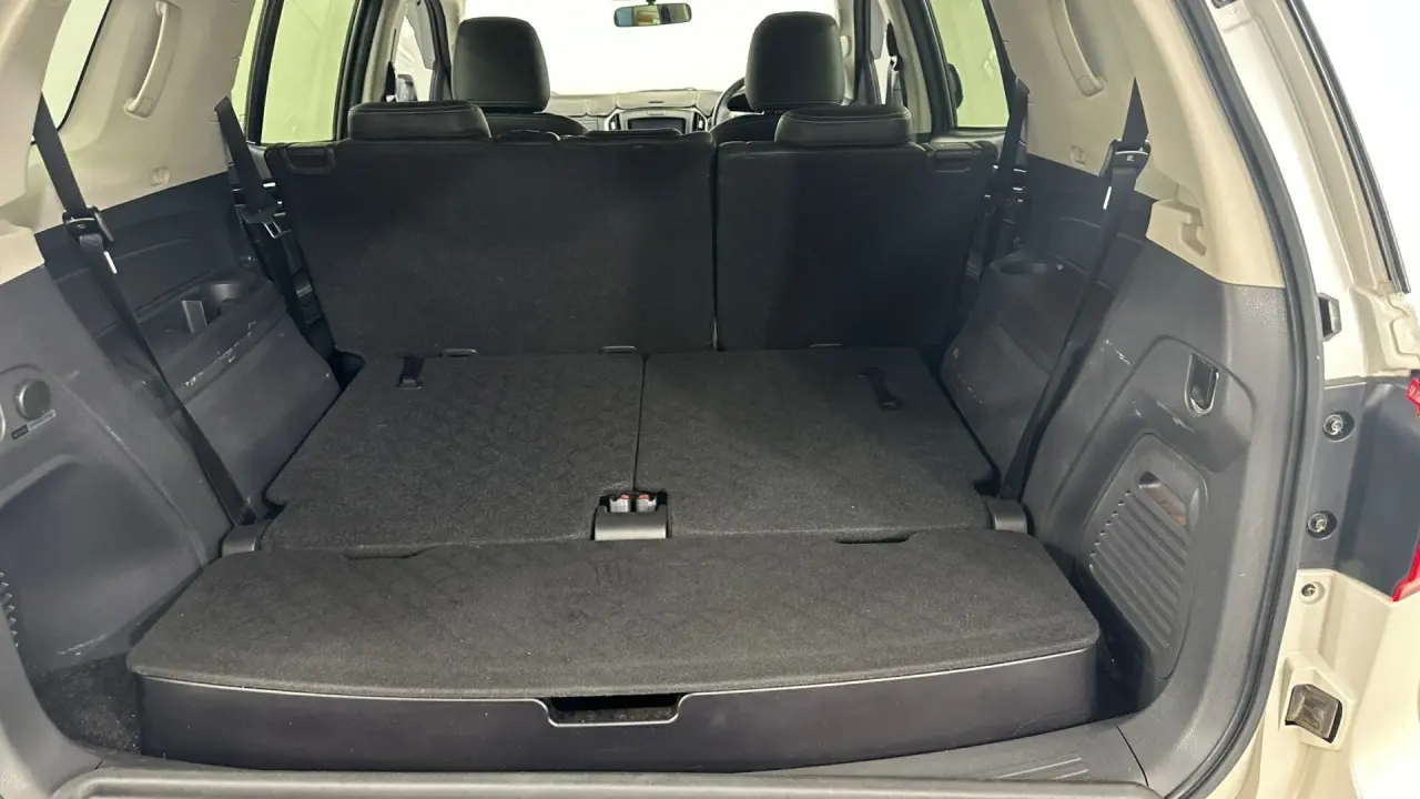 2021 Isuzu MU-X Gallery Image 19
