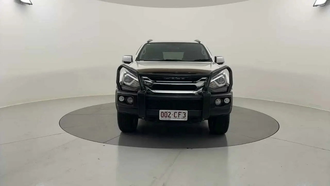 2021 Isuzu MU-X Gallery Image 8