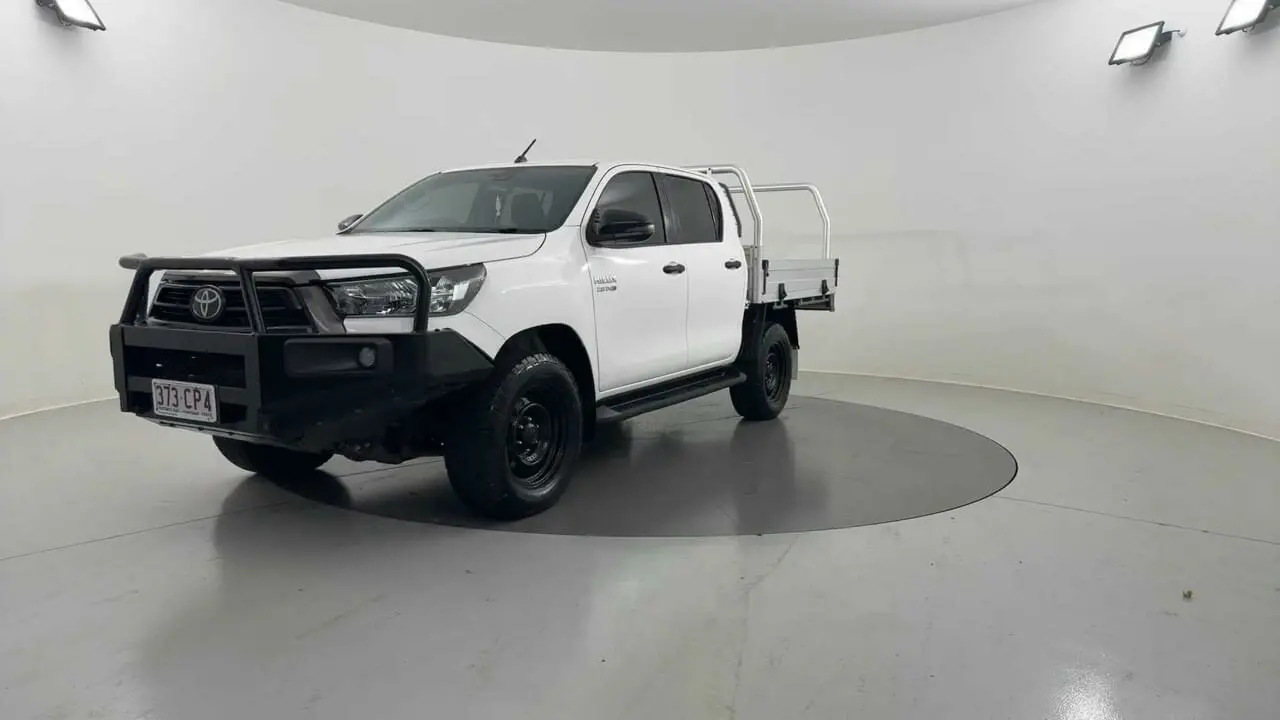 2021 Toyota Hilux Gallery Image 1