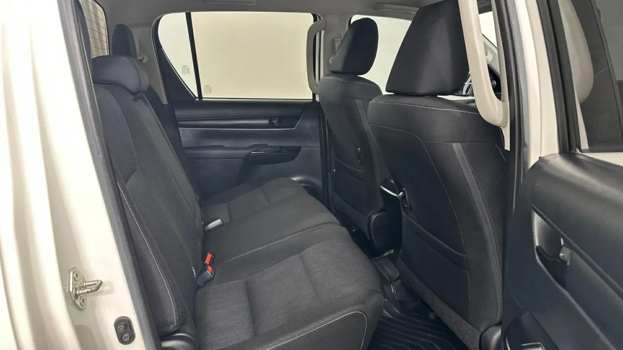 2021 Toyota Hilux Gallery Image 17