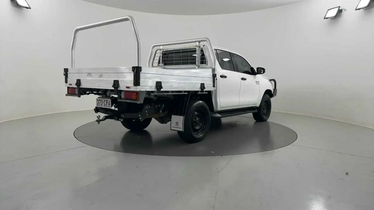 2021 Toyota Hilux Gallery Image 5