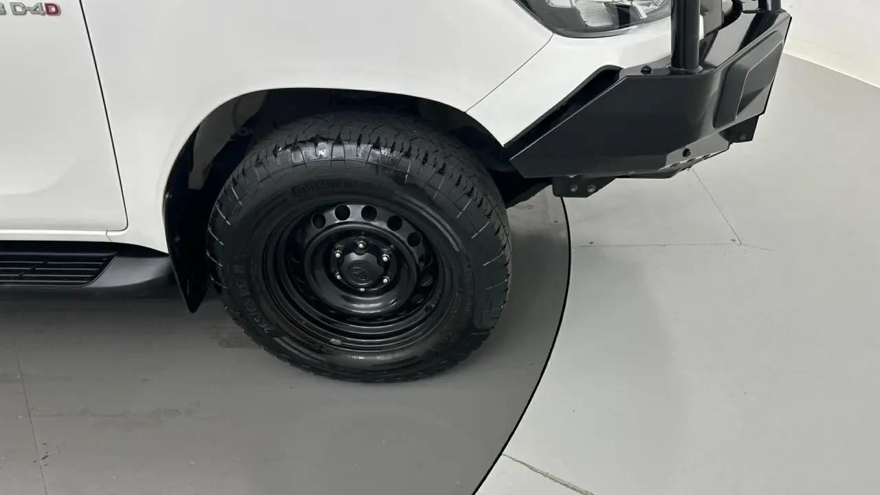2021 Toyota Hilux Gallery Image 18
