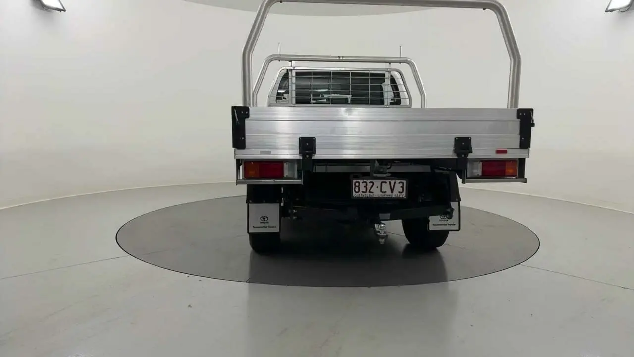 2021 Toyota Hilux Gallery Image 4