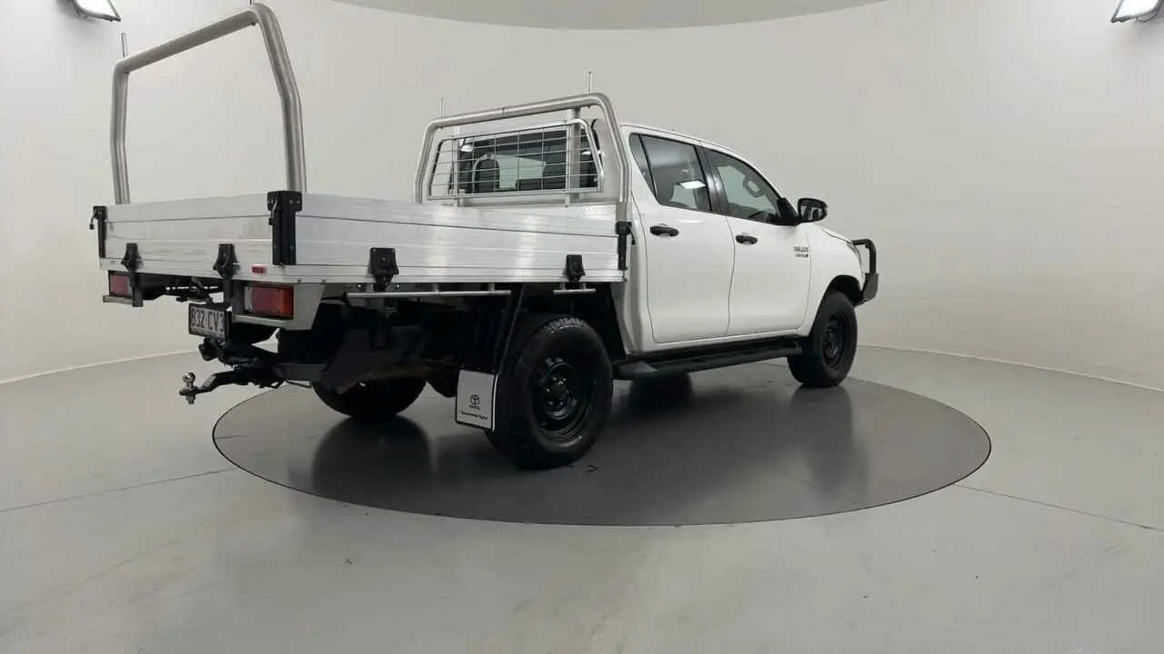 2021 Toyota Hilux Gallery Image 5