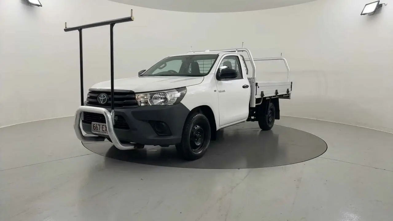2022 Toyota Hilux Gallery Image 1