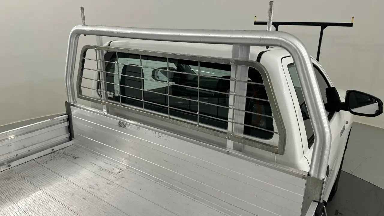 2022 Toyota Hilux Gallery Image 19