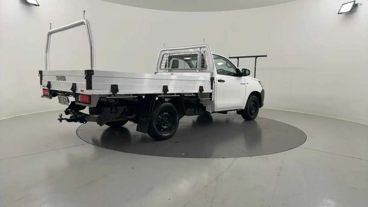 2022 Toyota Hilux Gallery Image 5