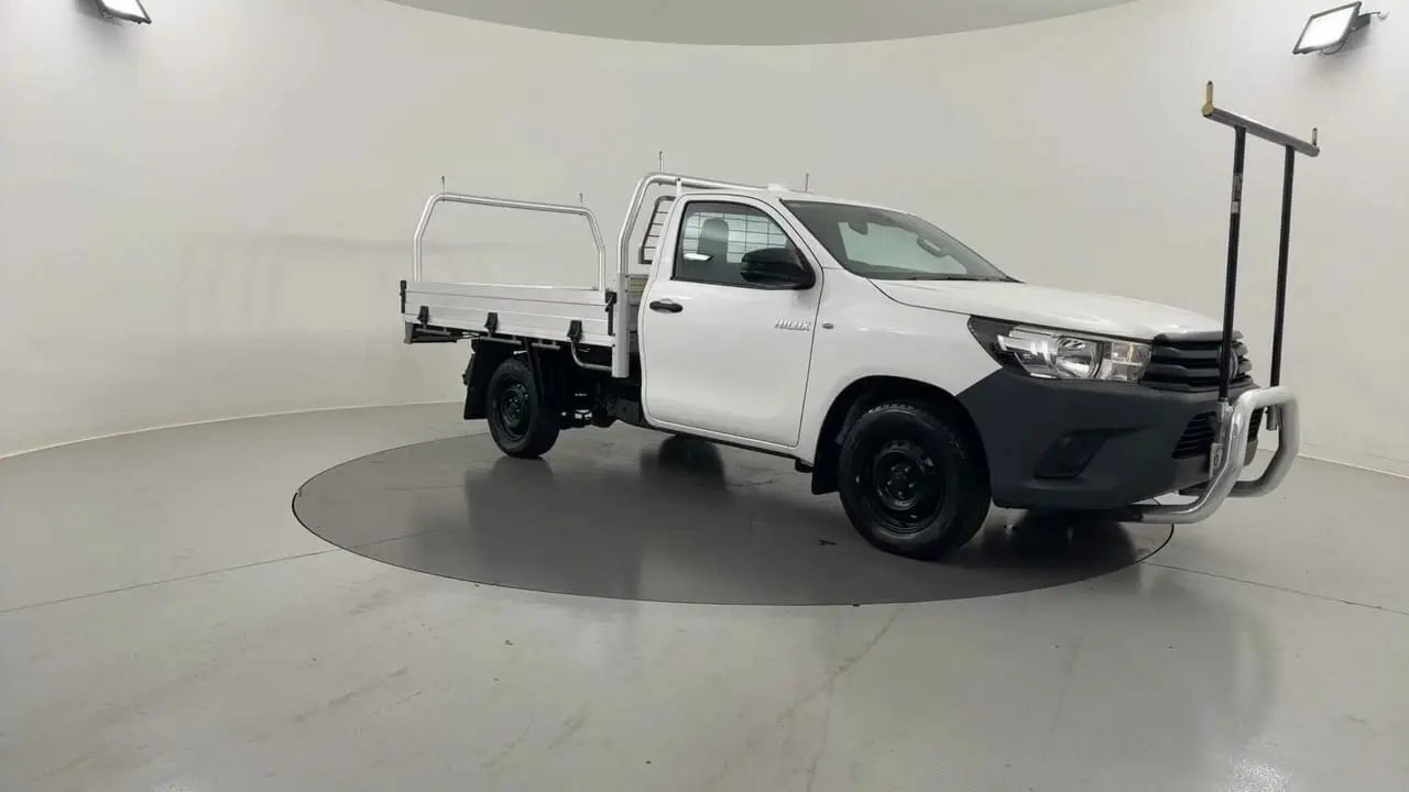 2022 Toyota Hilux Gallery Image 7