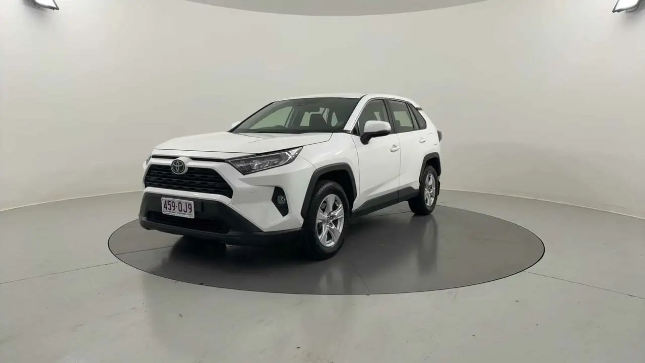 2020 Toyota RAV4 Gallery Image 1