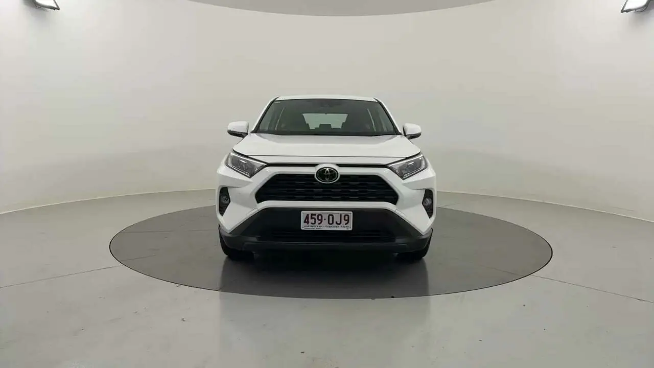 2020 Toyota RAV4 Gallery Image 8