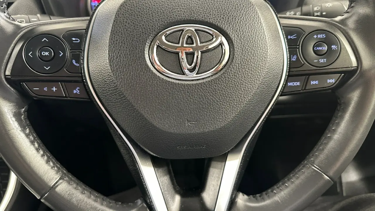 2020 Toyota RAV4 Gallery Image 9