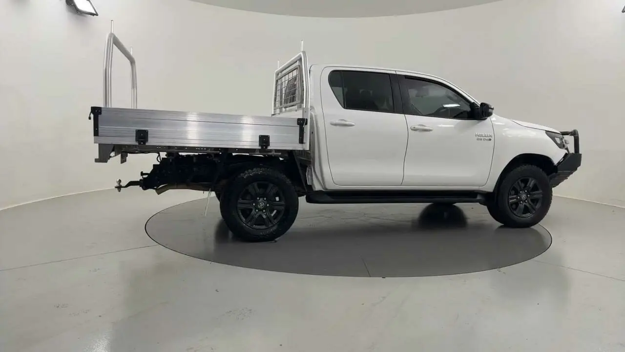 2022 Toyota Hilux Gallery Image 19