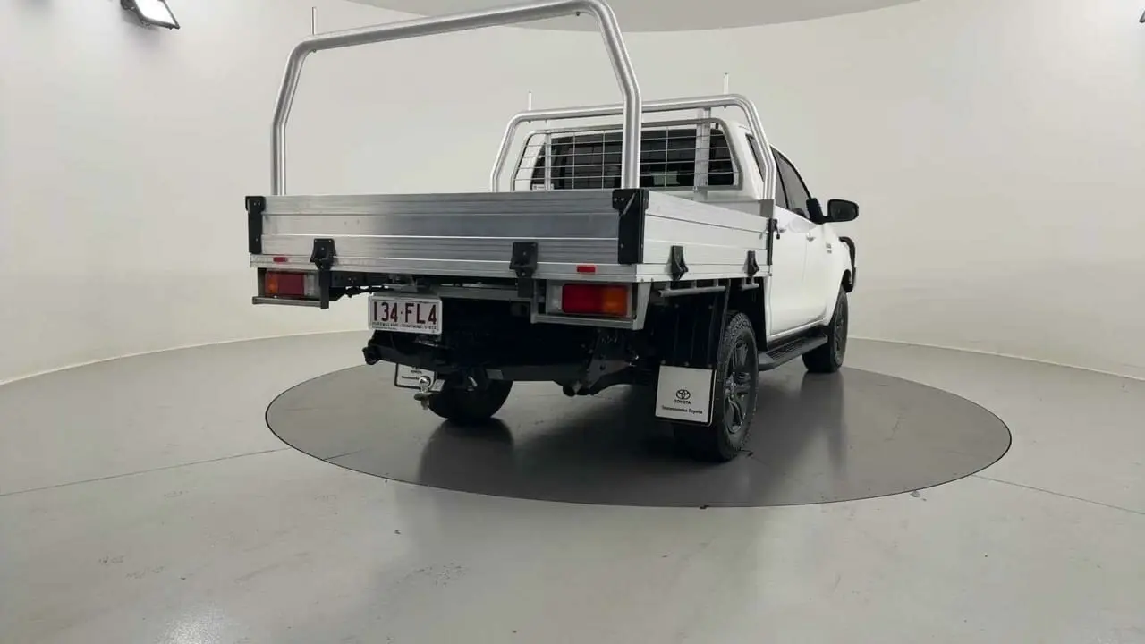 2022 Toyota Hilux Gallery Image 5
