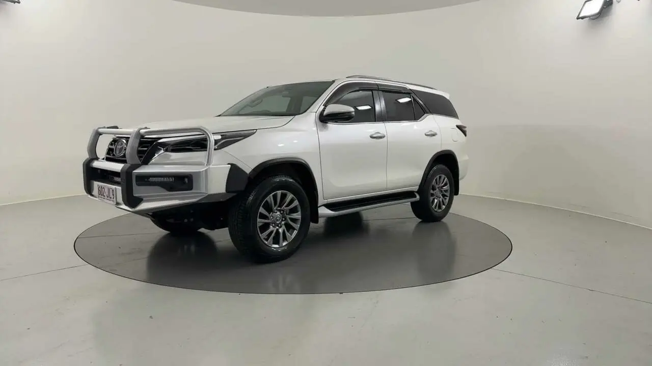 2021 Toyota Fortuner Gallery Image 1