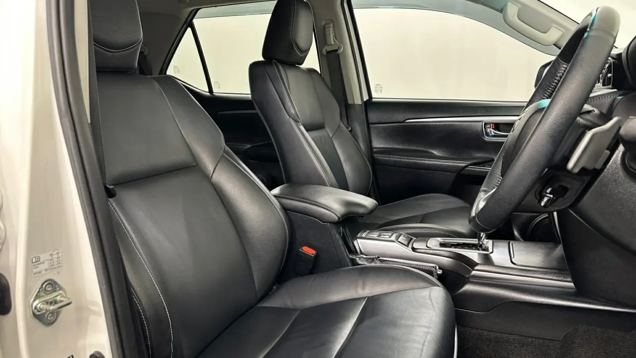 2021 Toyota Fortuner Gallery Image 17