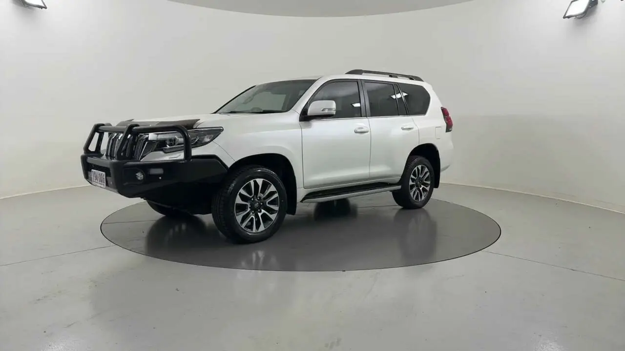 2022 Toyota Landcruiser Prado Gallery Image 1
