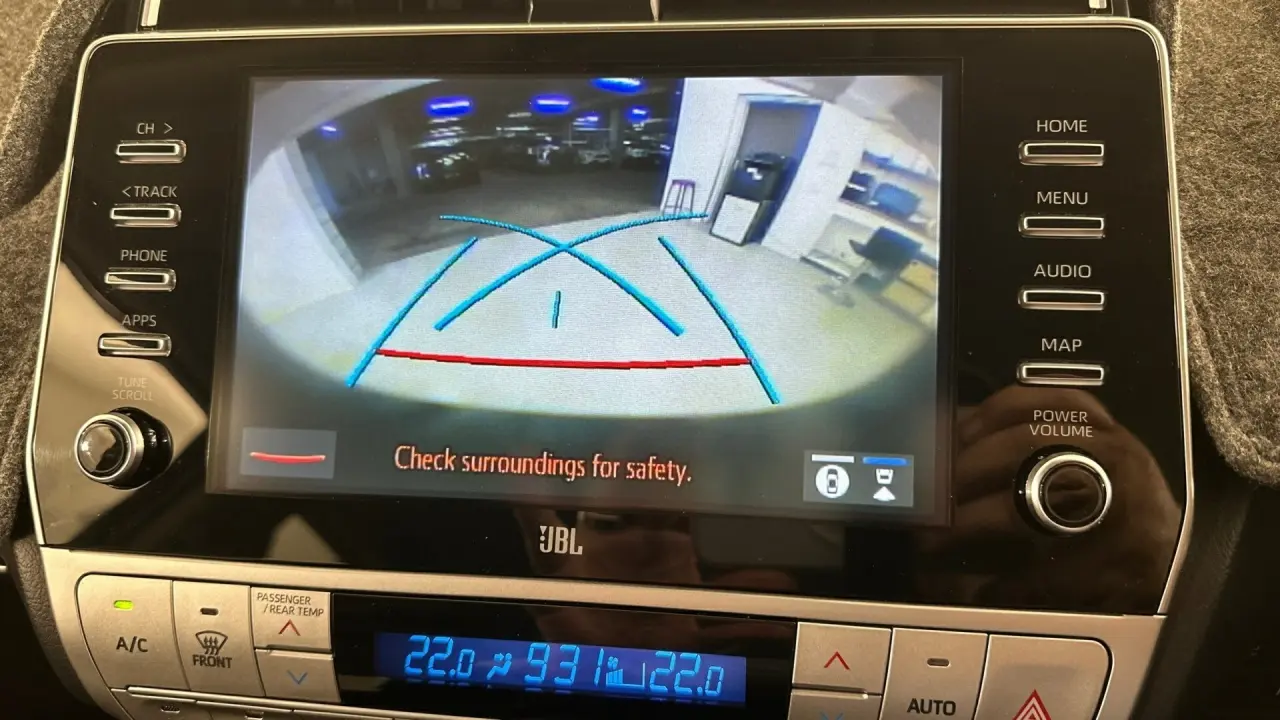 2022 Toyota Landcruiser Prado Gallery Image 12