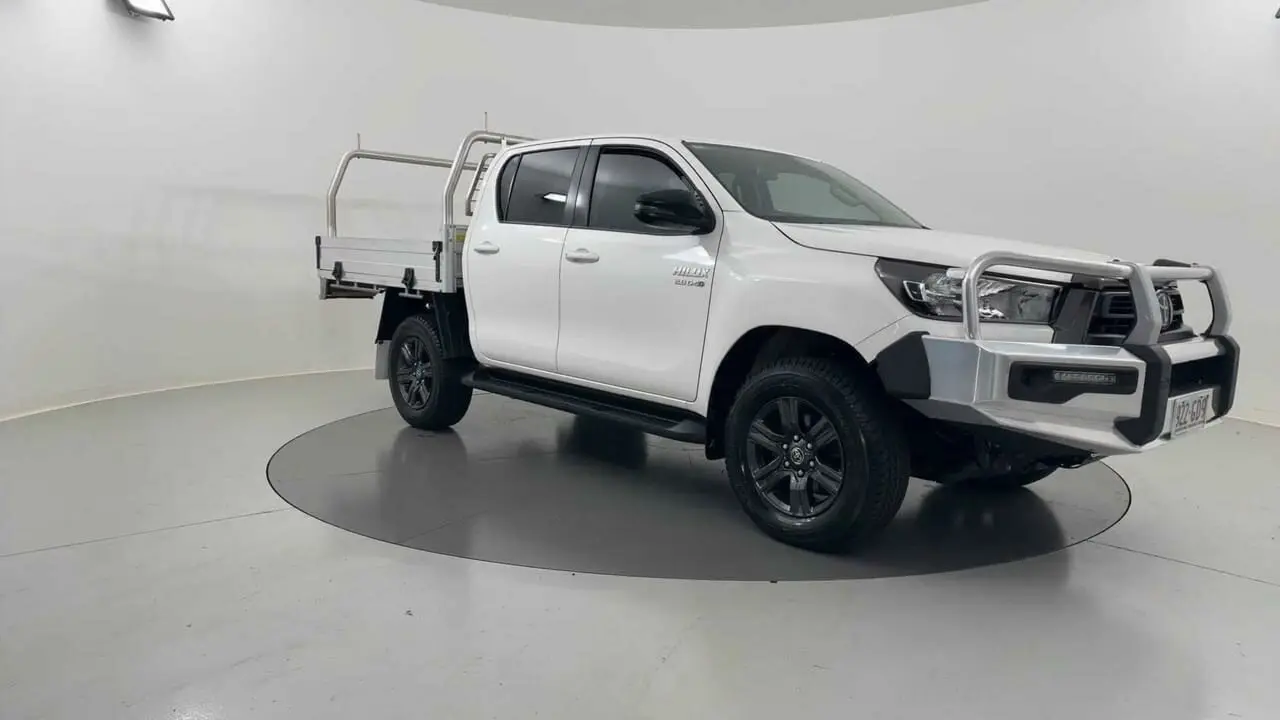 2022 Toyota Hilux Gallery Image 7