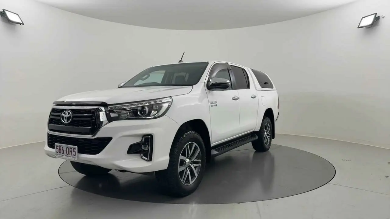 2018 Toyota Hilux Gallery Image 1