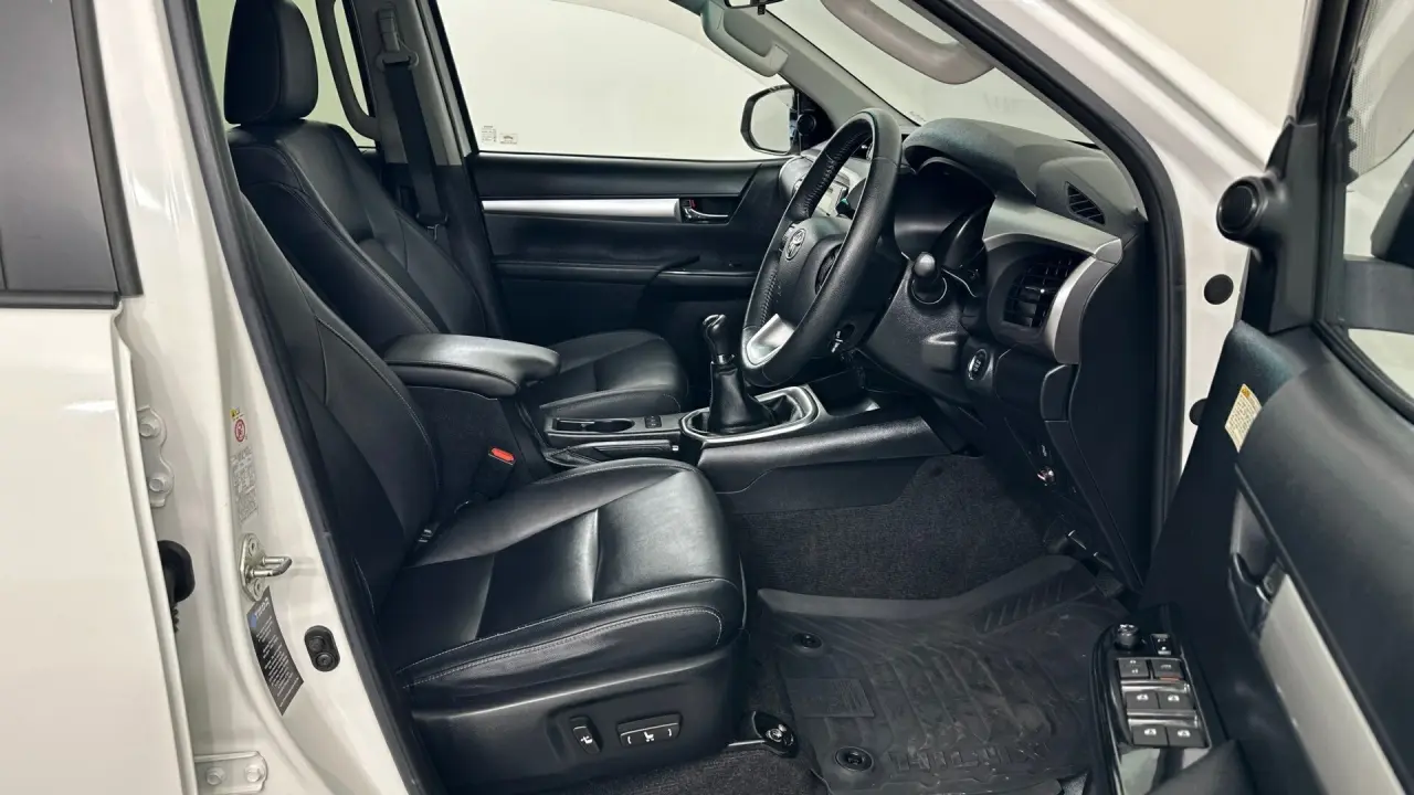 2018 Toyota Hilux Gallery Image 17