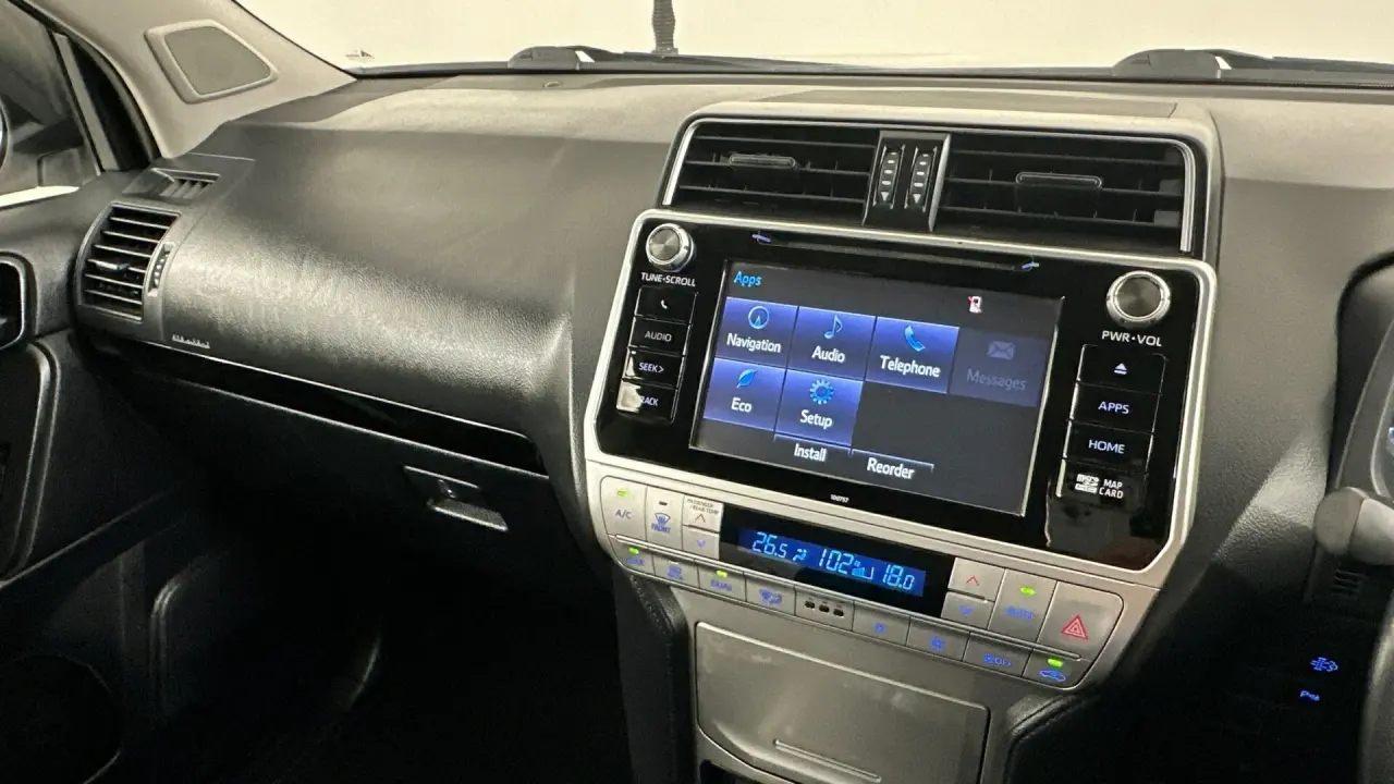 2019 Toyota Landcruiser Prado Gallery Image 12