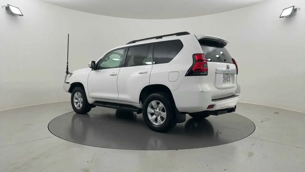 2019 Toyota Landcruiser Prado Gallery Image 3