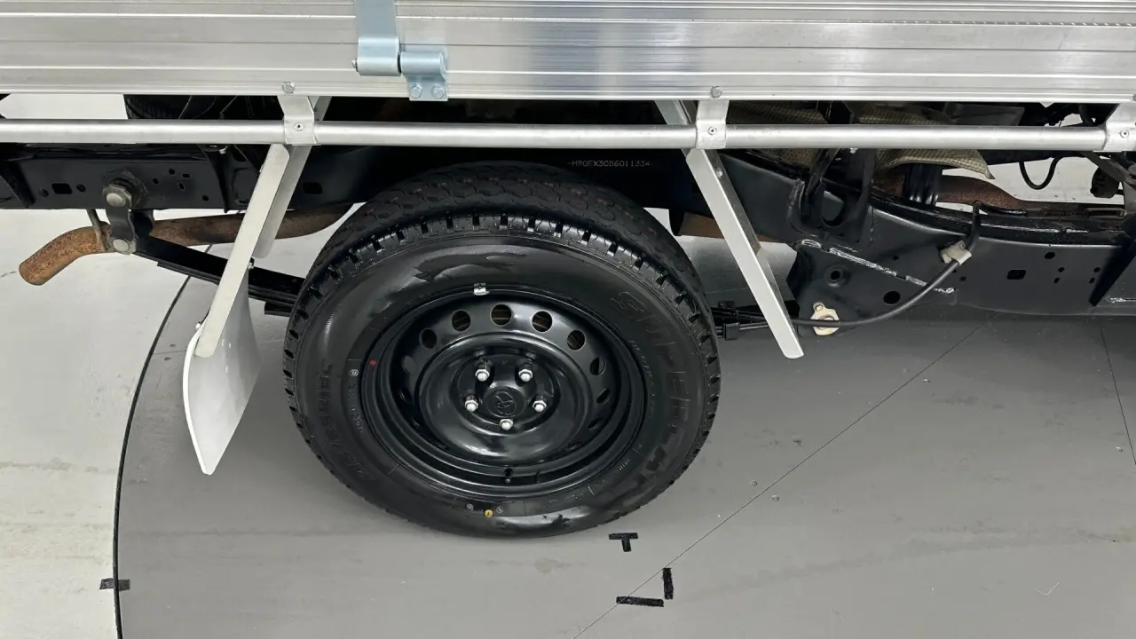 2020 Toyota Hilux Gallery Image 18