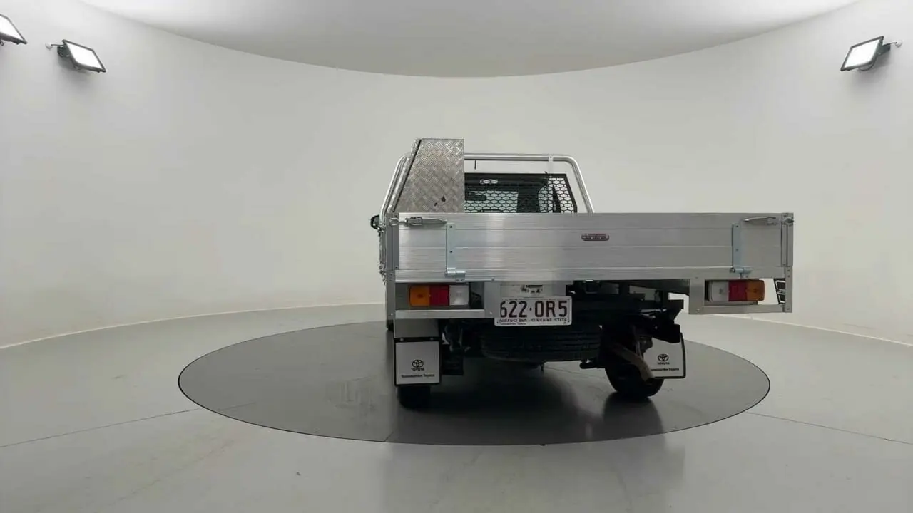 2020 Toyota Hilux Gallery Image 4