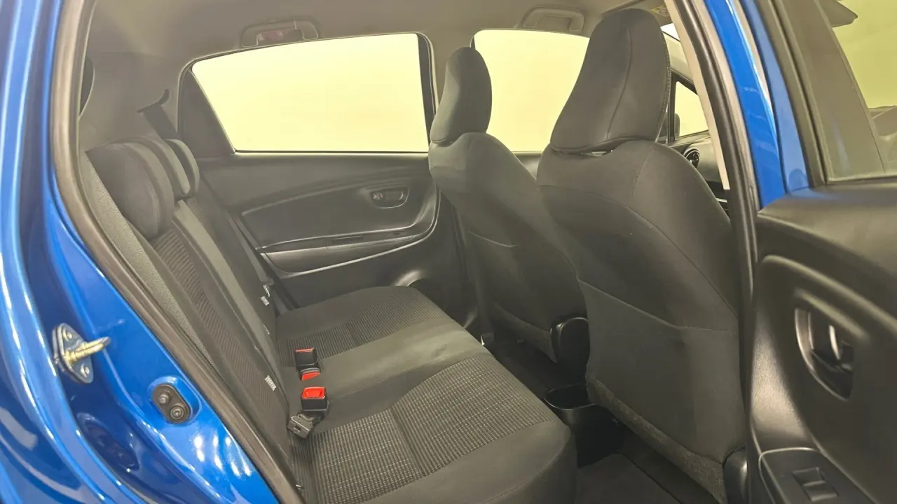 2019 Toyota Yaris Gallery Image 11