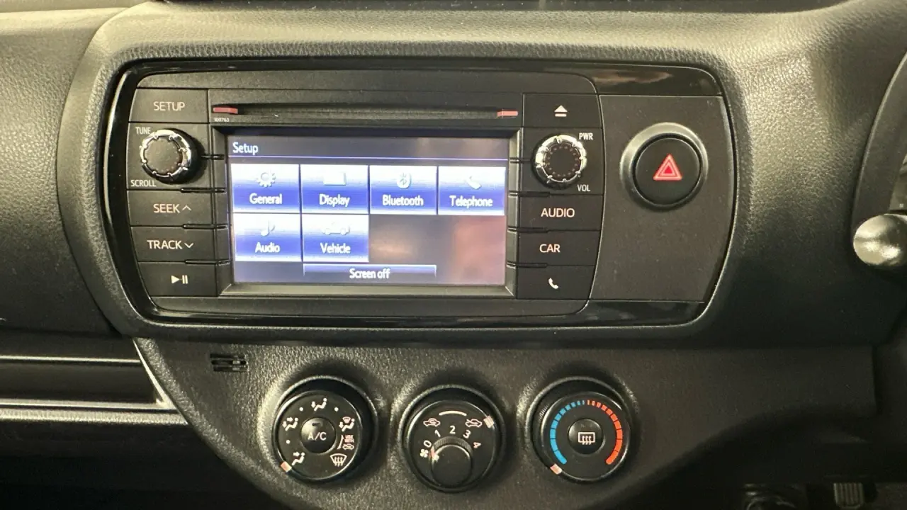 2019 Toyota Yaris Gallery Image 14