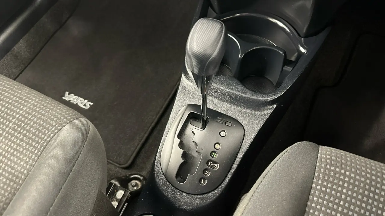 2019 Toyota Yaris Gallery Image 19