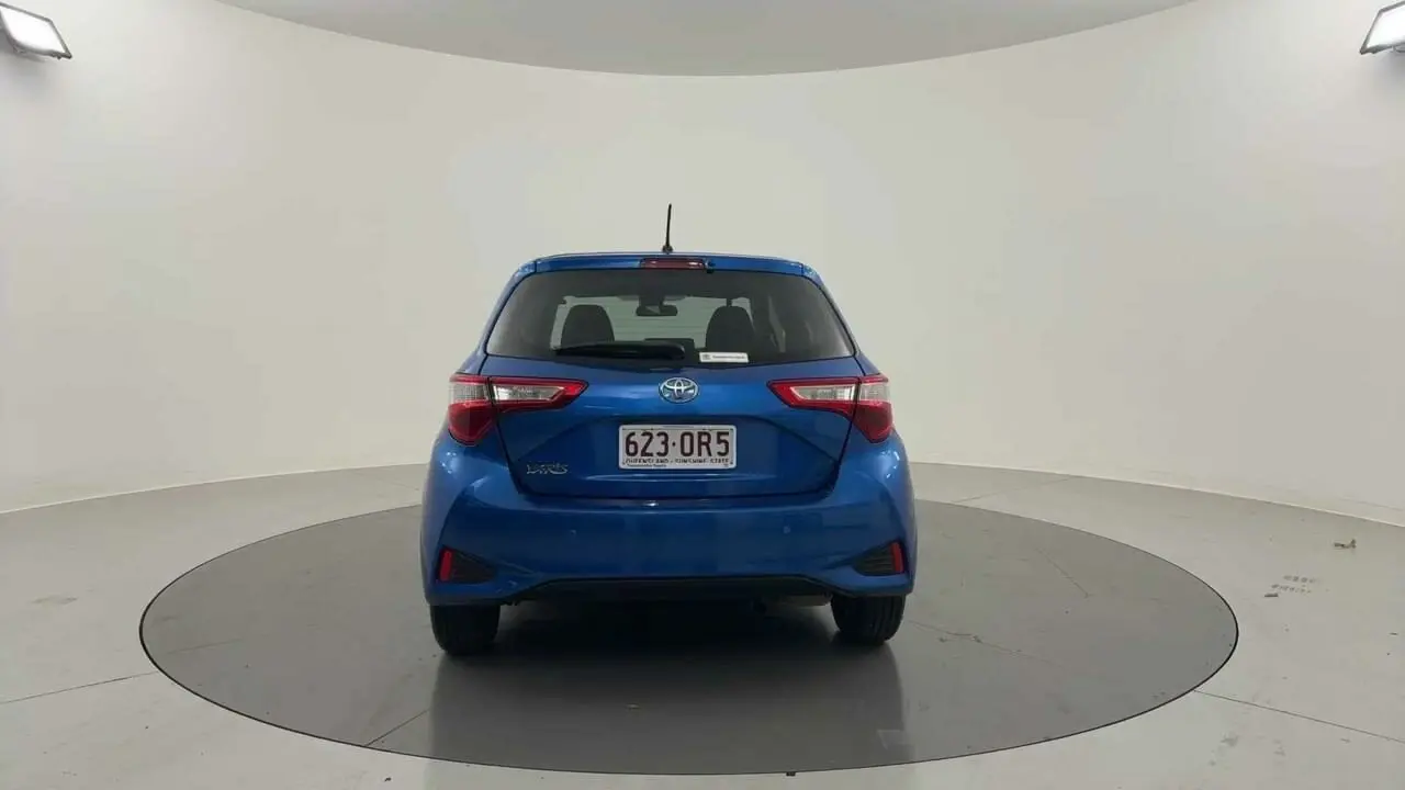 2019 Toyota Yaris Gallery Image 4