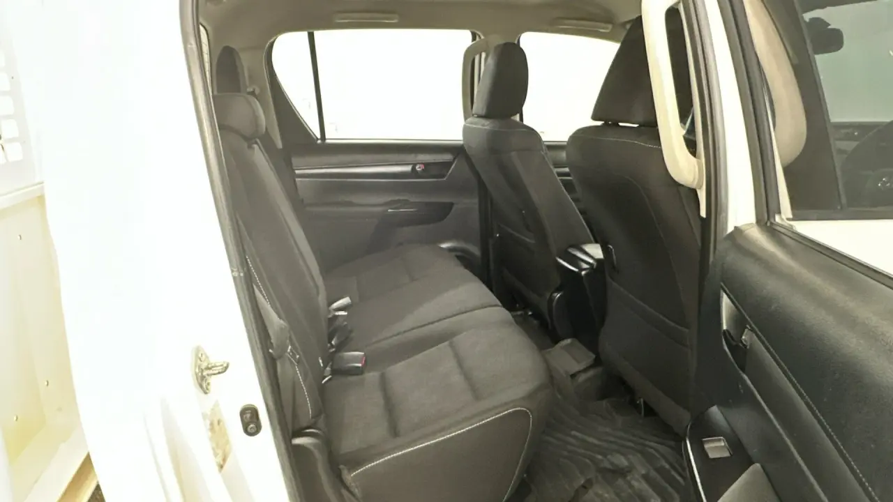 2021 Toyota Hilux Gallery Image 14