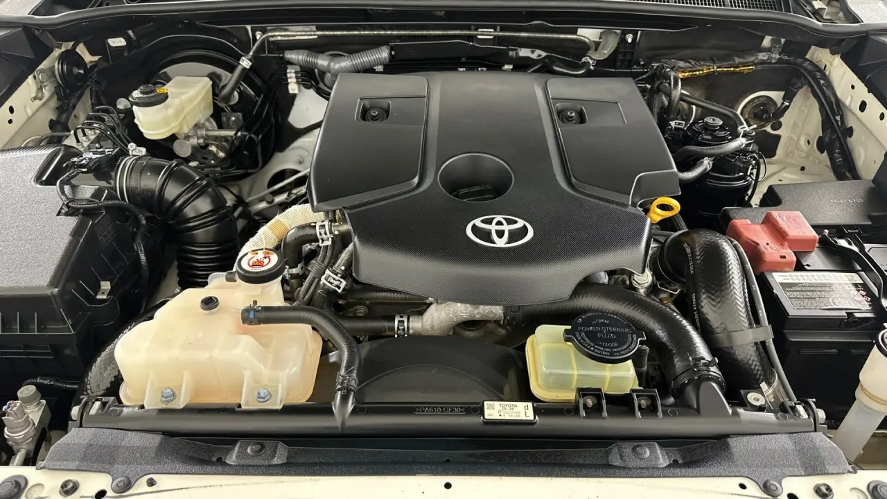 2021 Toyota Hilux Gallery Image 25