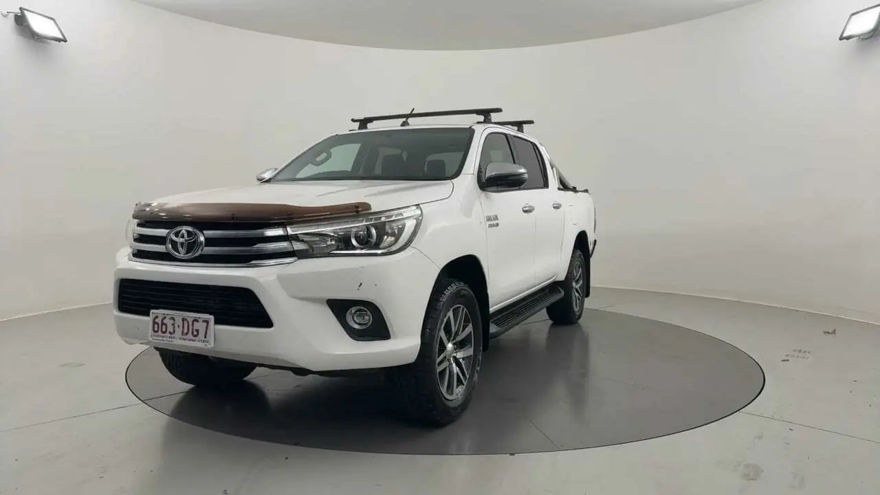 2018 Toyota Hilux Gallery Image 1