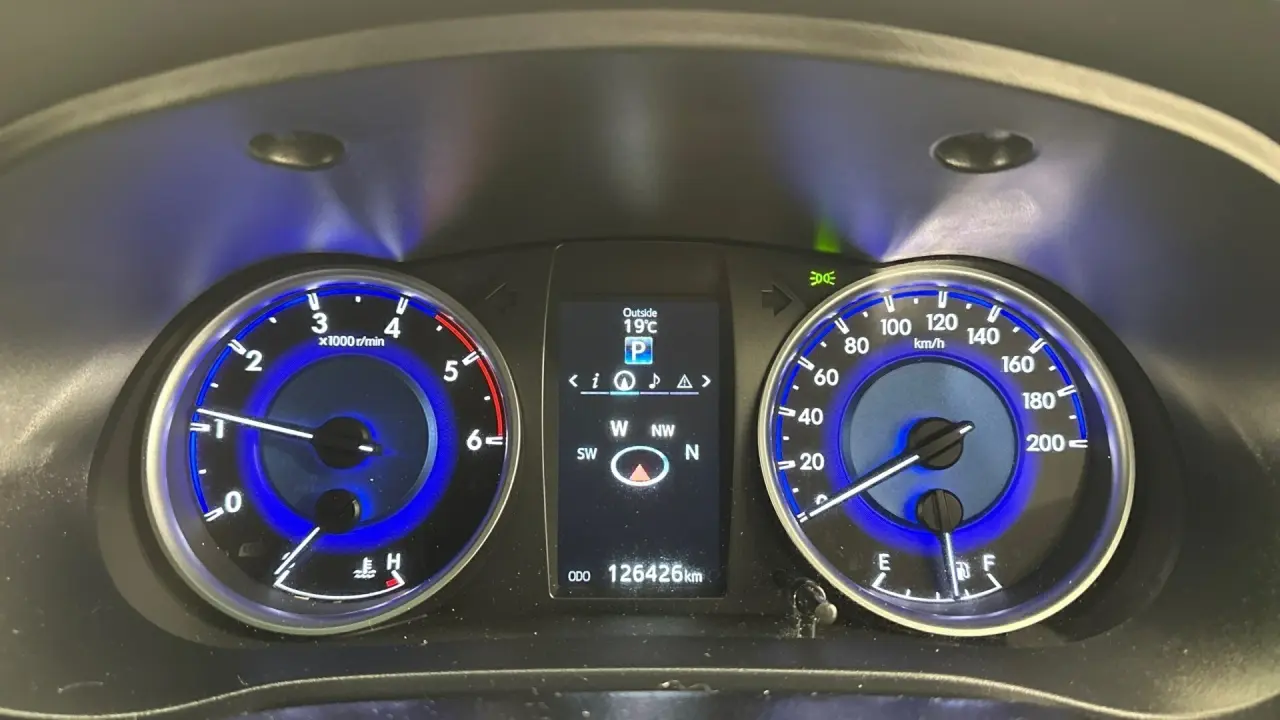 2018 Toyota Hilux Gallery Image 10