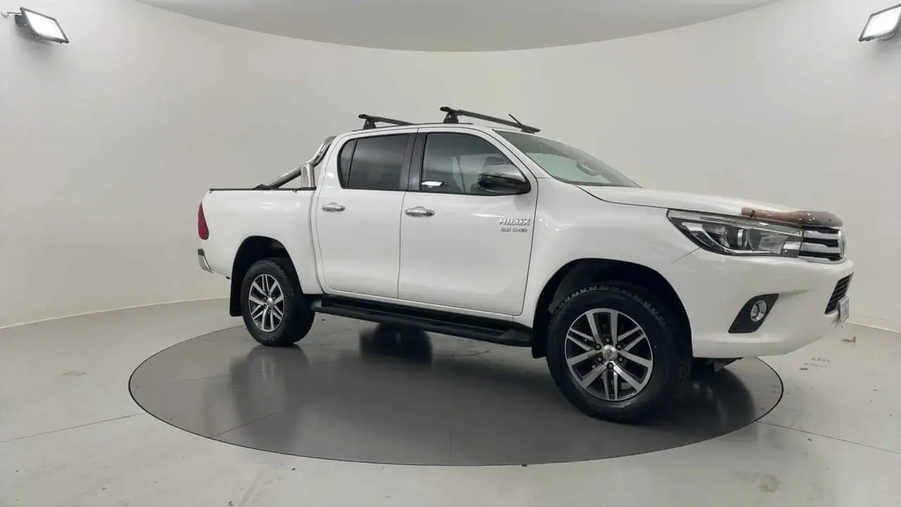 2018 Toyota Hilux Gallery Image 7