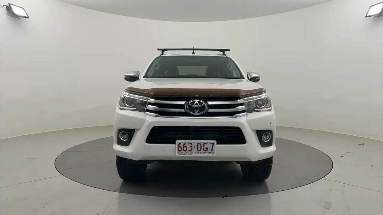 2018 Toyota Hilux Gallery Image 8