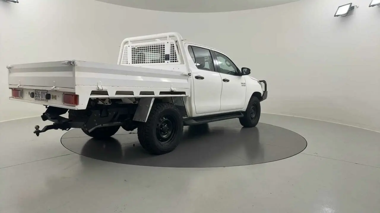 2022 Toyota Hilux Gallery Image 5